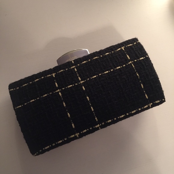 Sondra Roberts black and gold textured clutch NEW - Picture 1 of 7